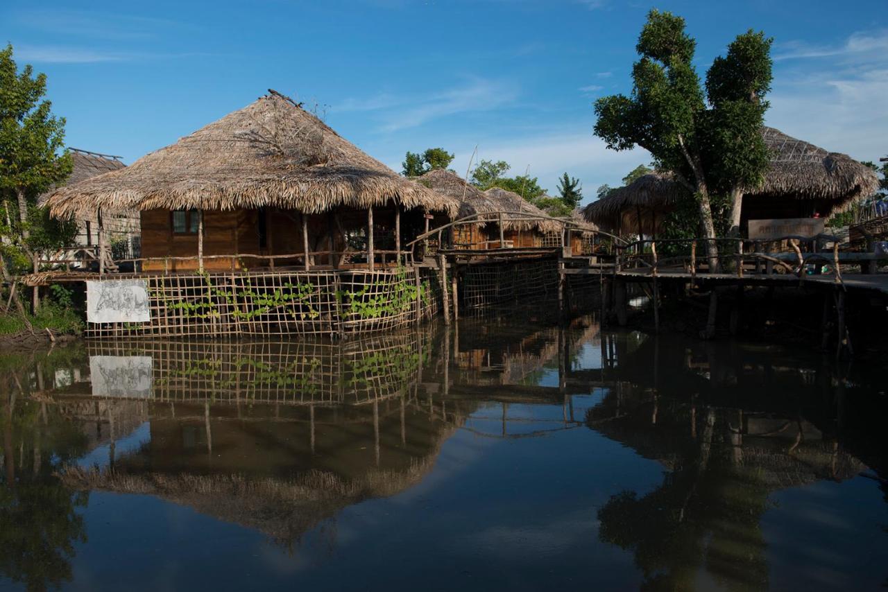 Hotel Baan​ Tonlamphu​ Pakpra à Phatthalung Extérieur photo